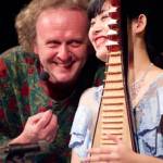 Jaroslav Dušek a Feng-yűn Song uvítají rok hada | Foto: Songfest.cz